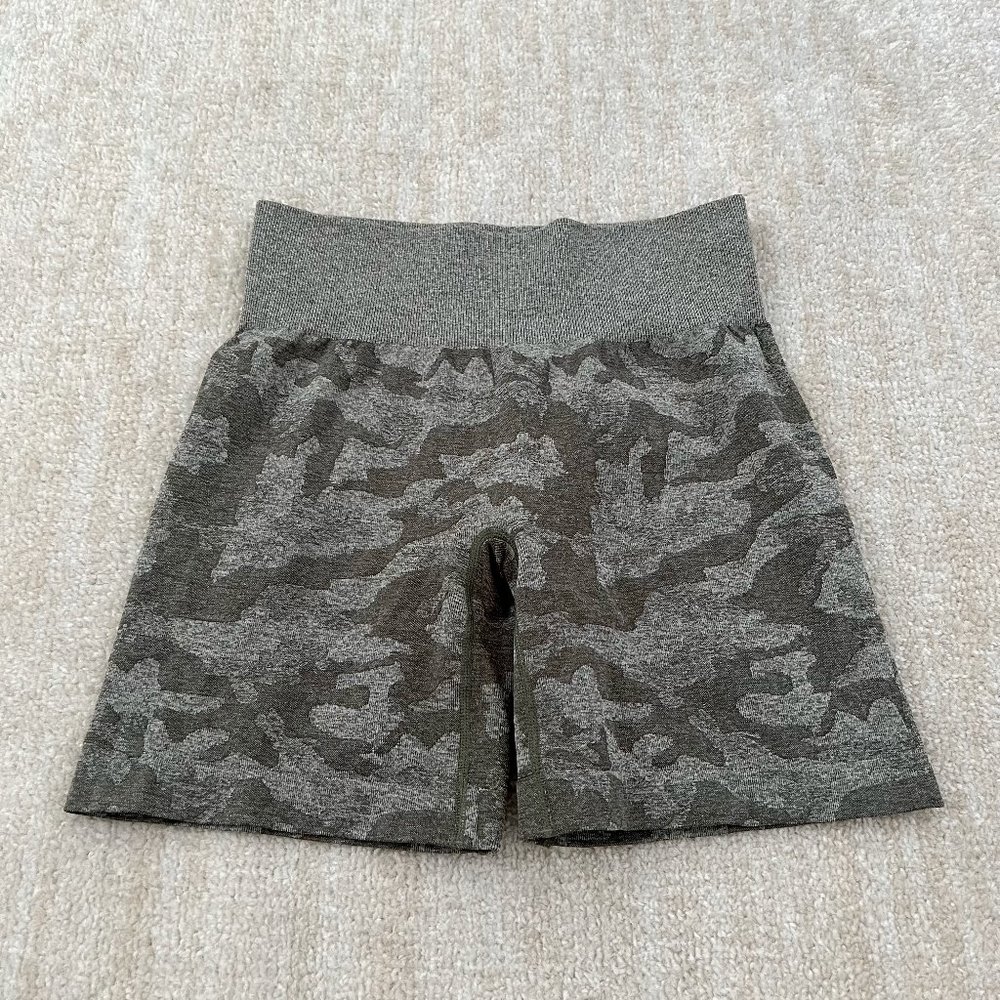NVGTN Green Camo Shorts M